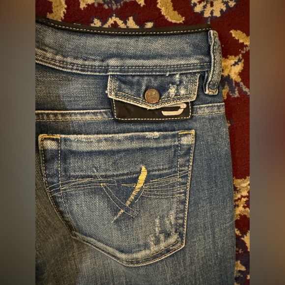 DIESEL BEBEL JEANS W/LEATHER TRIM- never worn - Picture 3 of 6